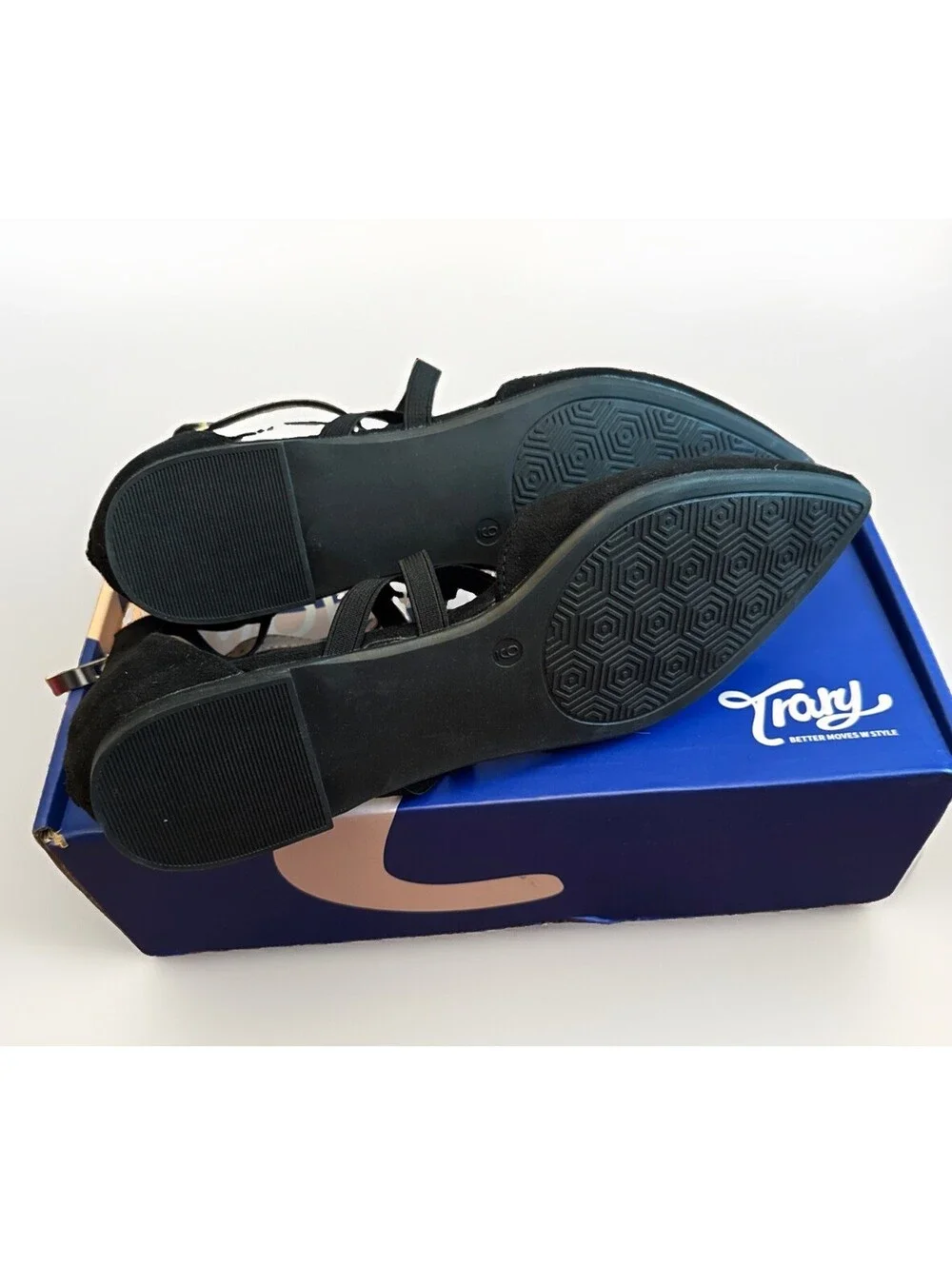 New In Box Trary Women's Strappy Suede Black Flats Pointed Toe Shoes Size 9